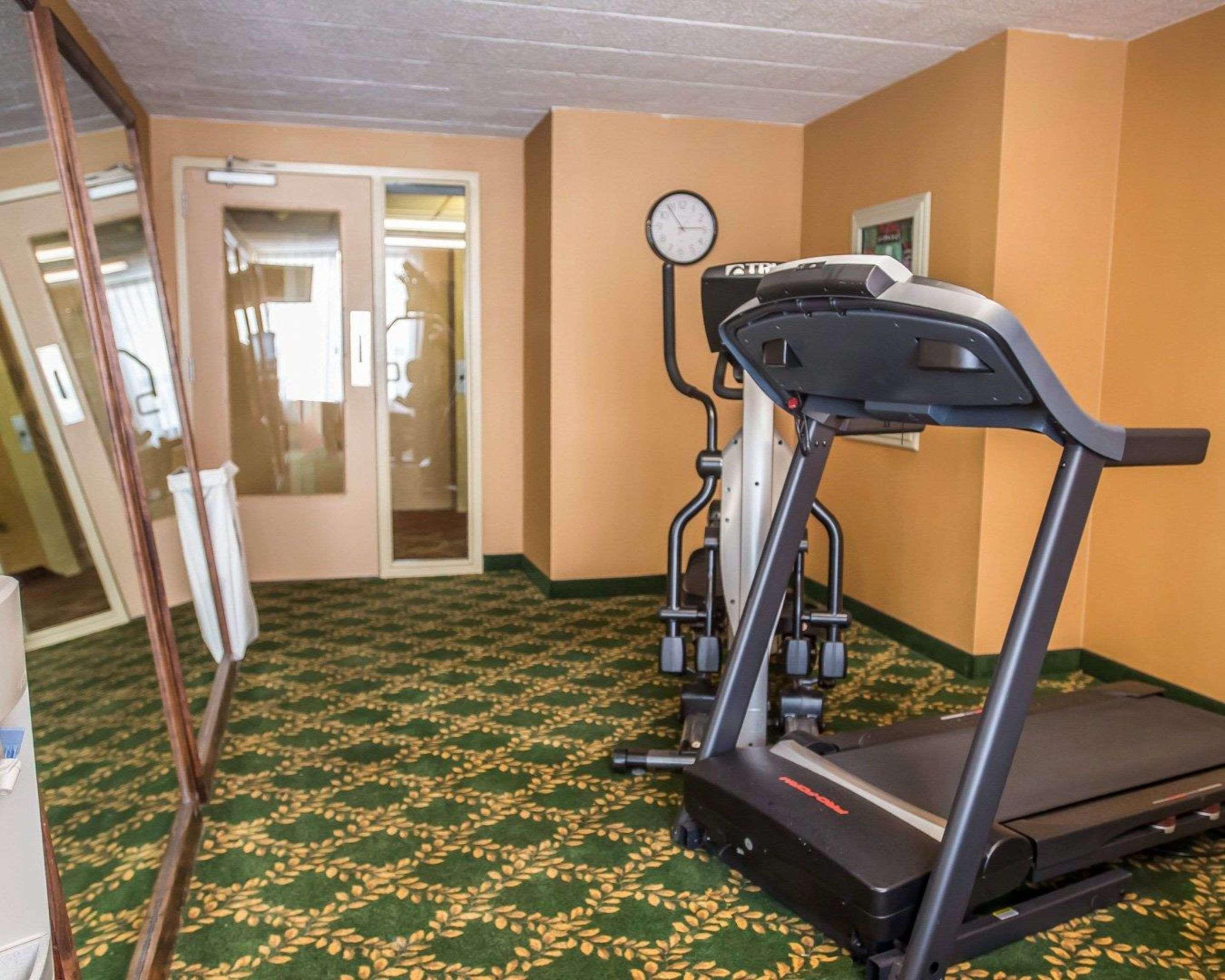 Quality Inn Mill Hall - Lamar Екстериор снимка