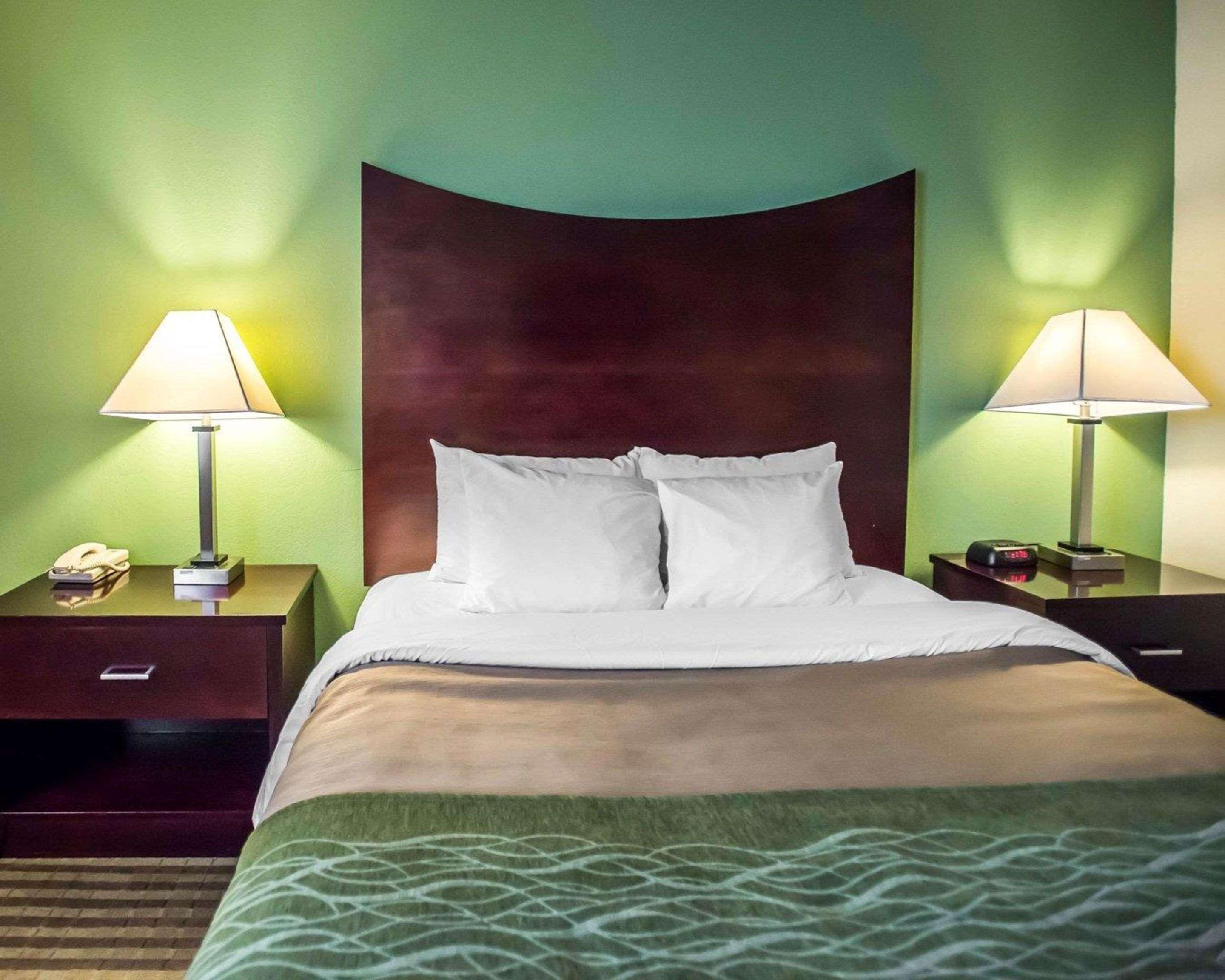 Quality Inn Mill Hall - Lamar Екстериор снимка